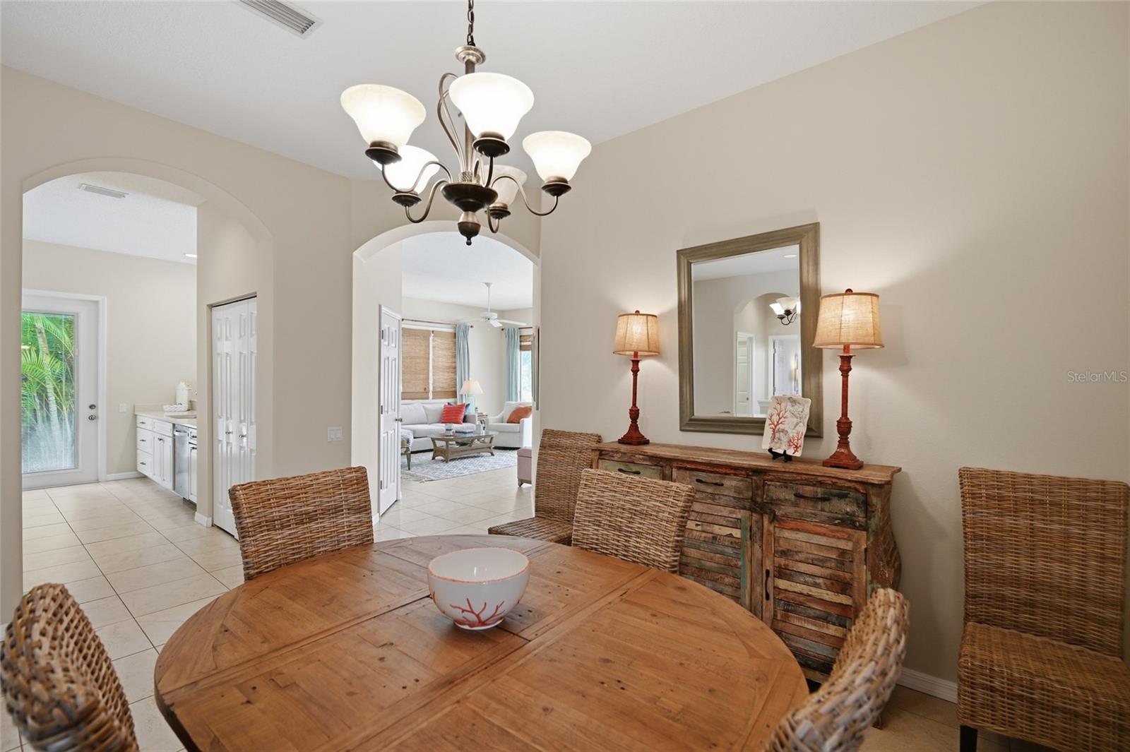 8722 52ND DR E, BRADENTON, FL, 34211