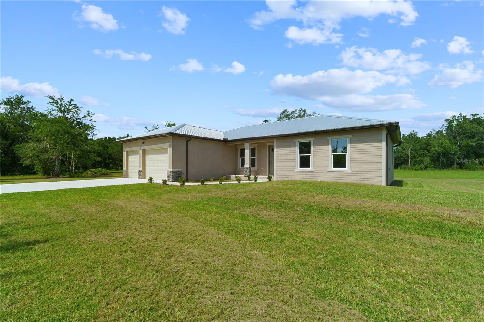 1201 NE CHILDRESS AVE, ARCADIA, FL, 34266
