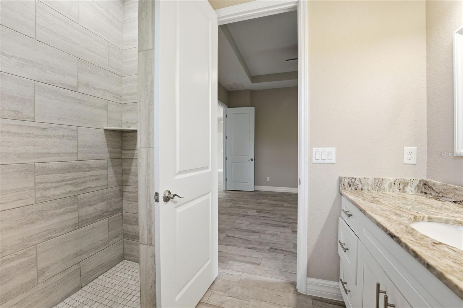 106 SMALLWOOD RD, ROTONDA WEST, FL, 33947