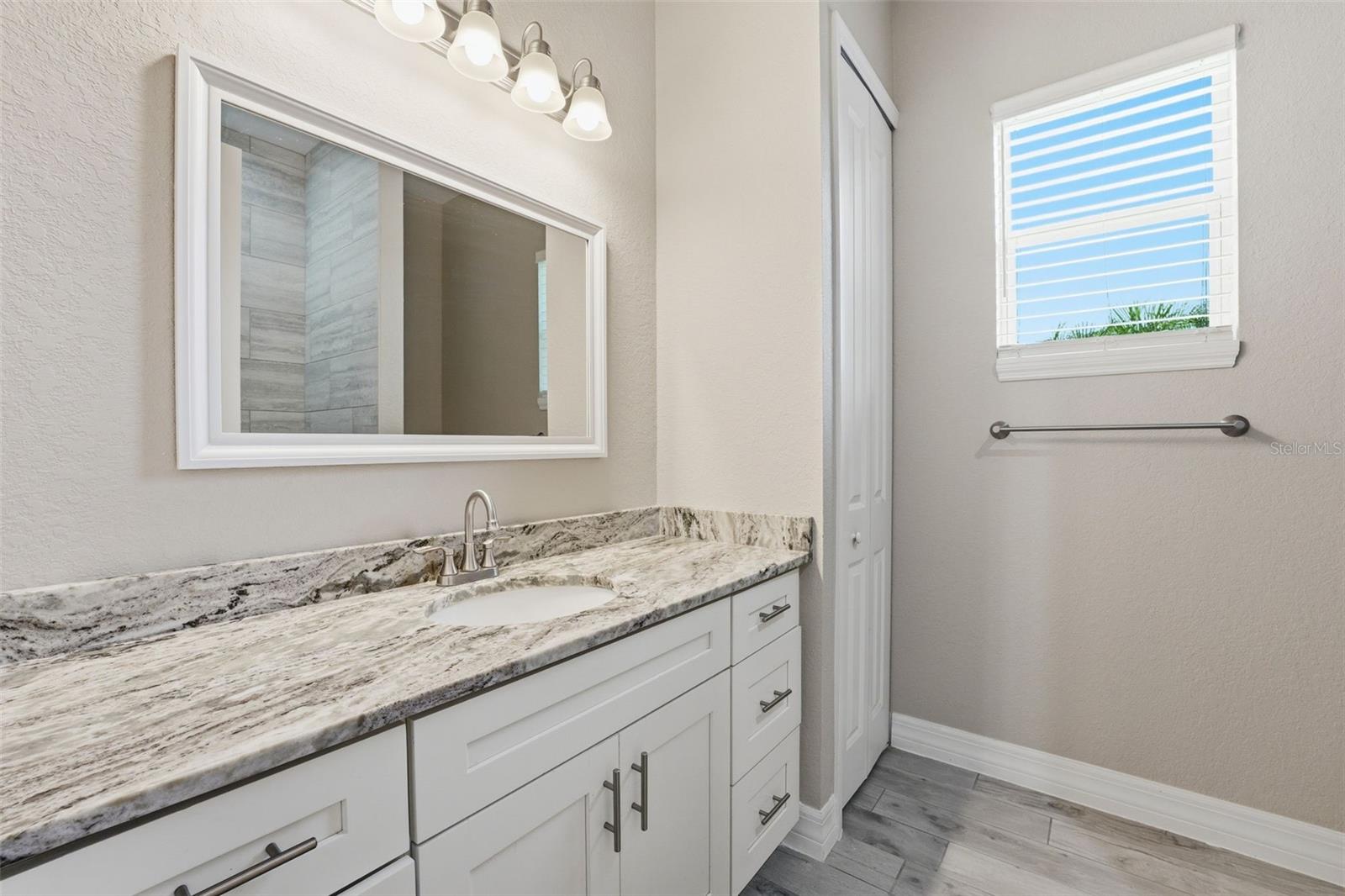 106 SMALLWOOD RD, ROTONDA WEST, FL, 33947