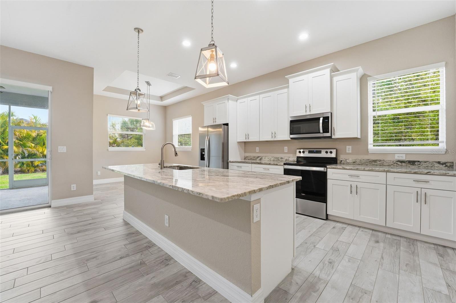 106 SMALLWOOD RD, ROTONDA WEST, FL, 33947