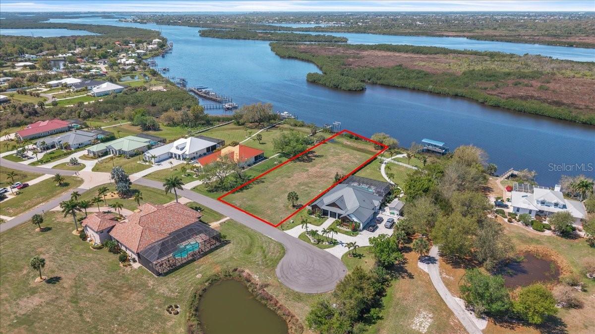 2009 TREASURE LN, PUNTA GORDA, FL, 33982