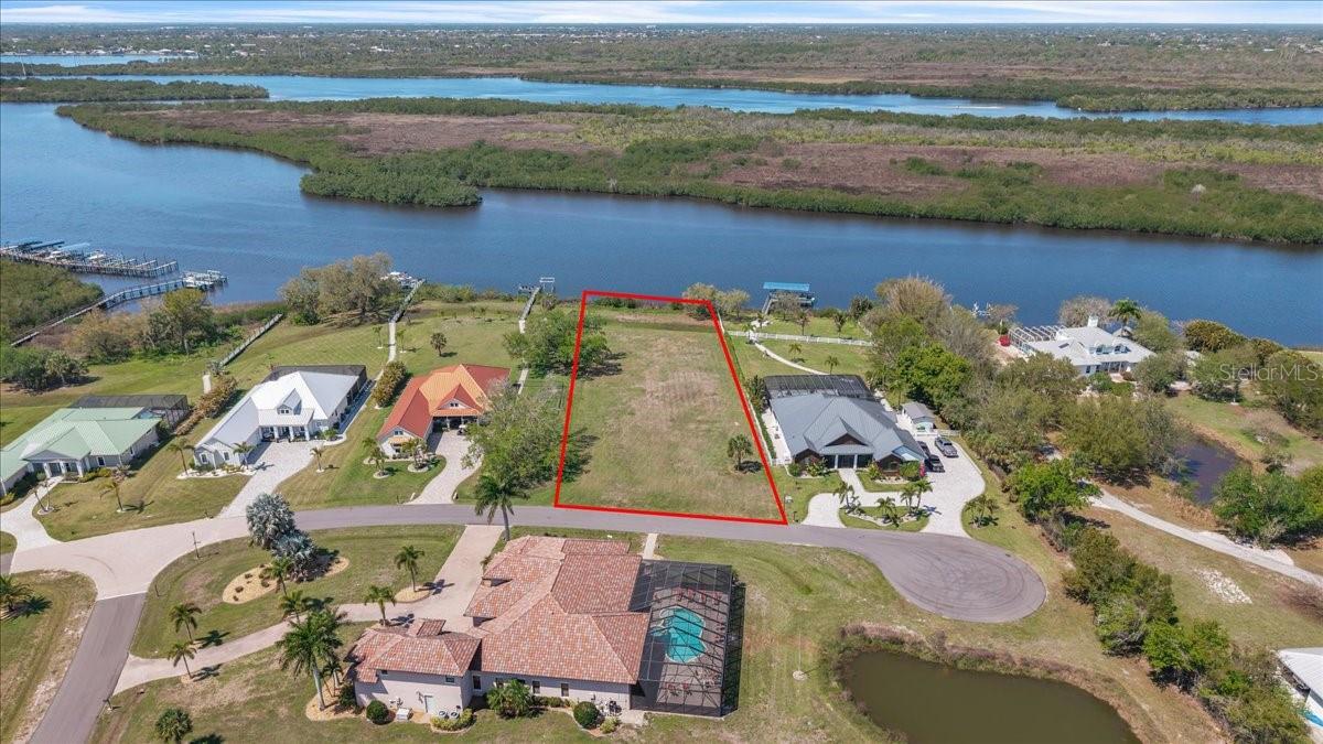 2009 TREASURE LN, PUNTA GORDA, FL, 33982