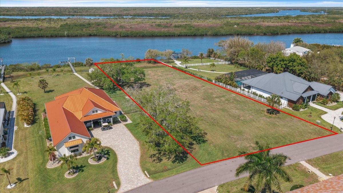 2009 TREASURE LN, PUNTA GORDA, FL, 33982