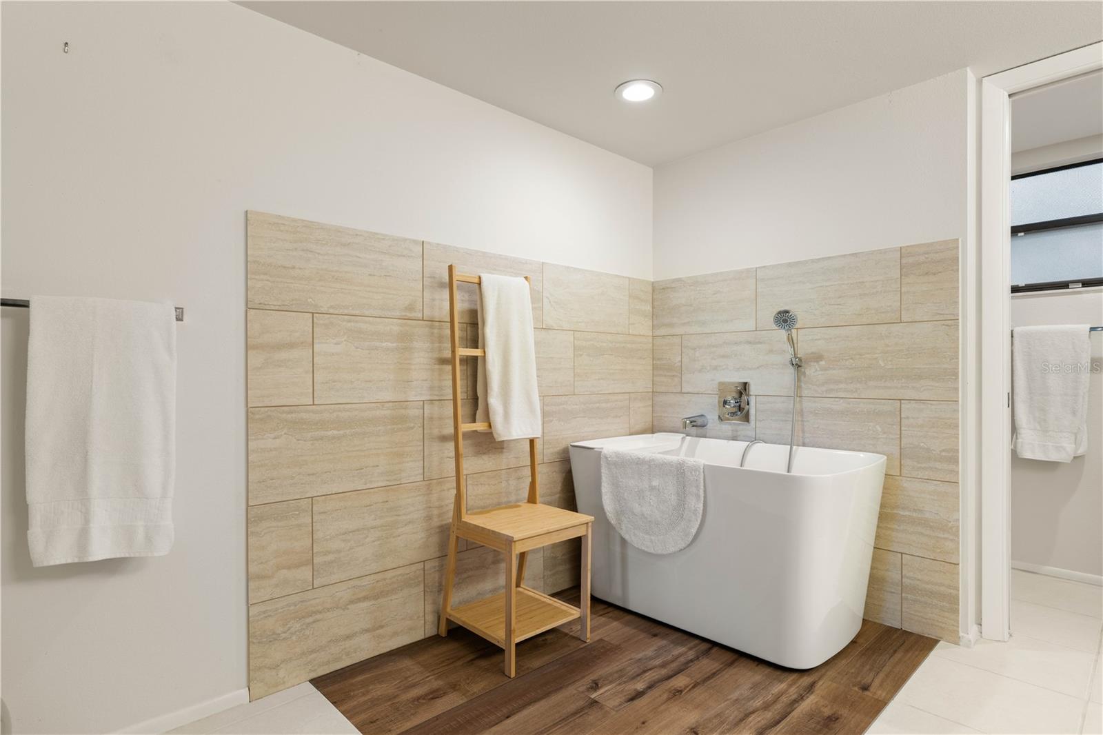 2 PIRATES LN #23B, PUNTA GORDA, FL, 33955
