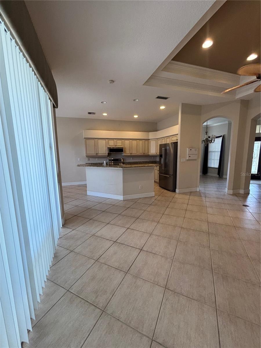 132 AMORA AVE, VENICE, FL, 34285