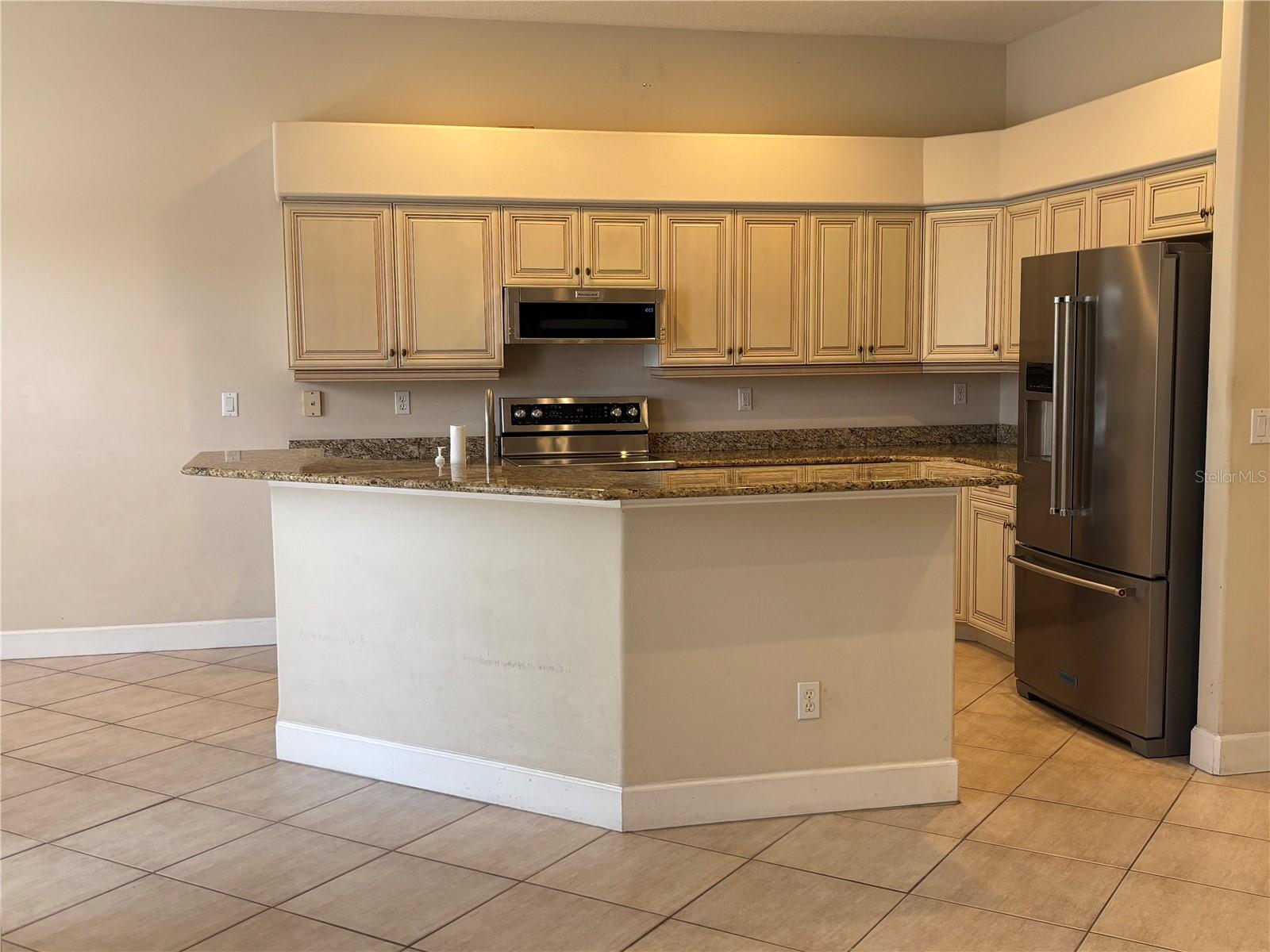132 AMORA AVE, VENICE, FL, 34285