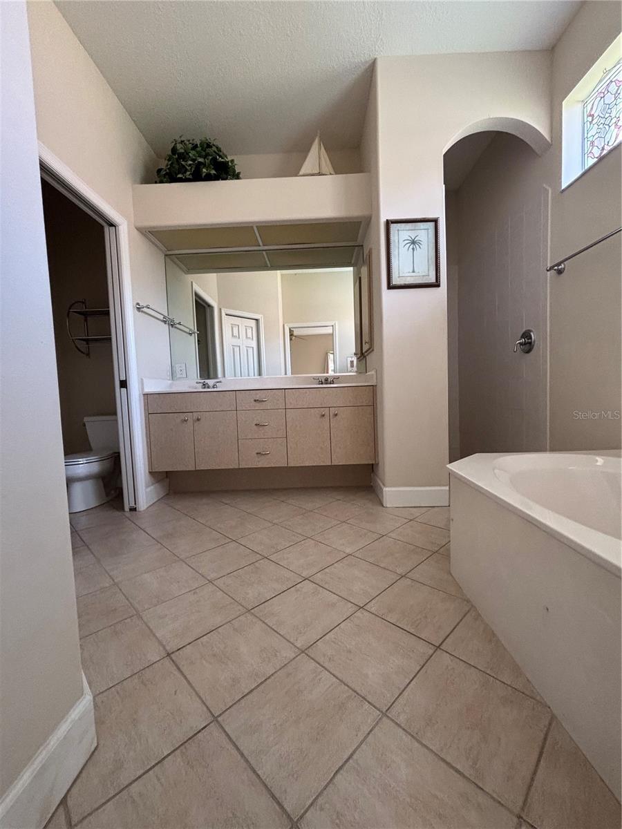 132 AMORA AVE, VENICE, FL, 34285