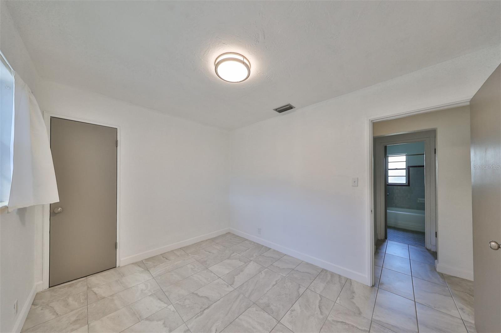 3908 W WALLACE AVE, TAMPA, FL, 33611