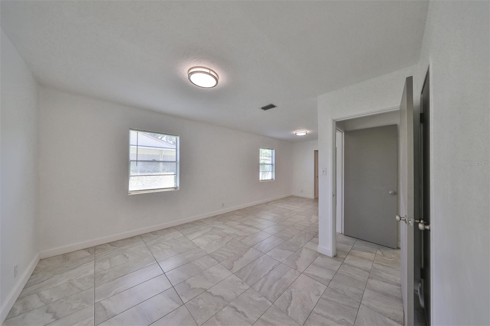 3908 W WALLACE AVE, TAMPA, FL, 33611