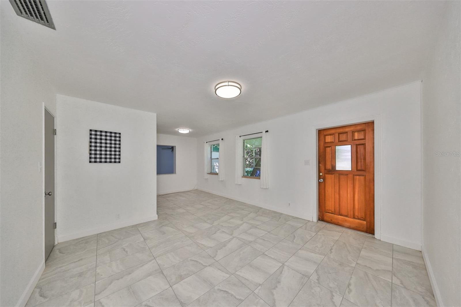3908 W WALLACE AVE, TAMPA, FL, 33611