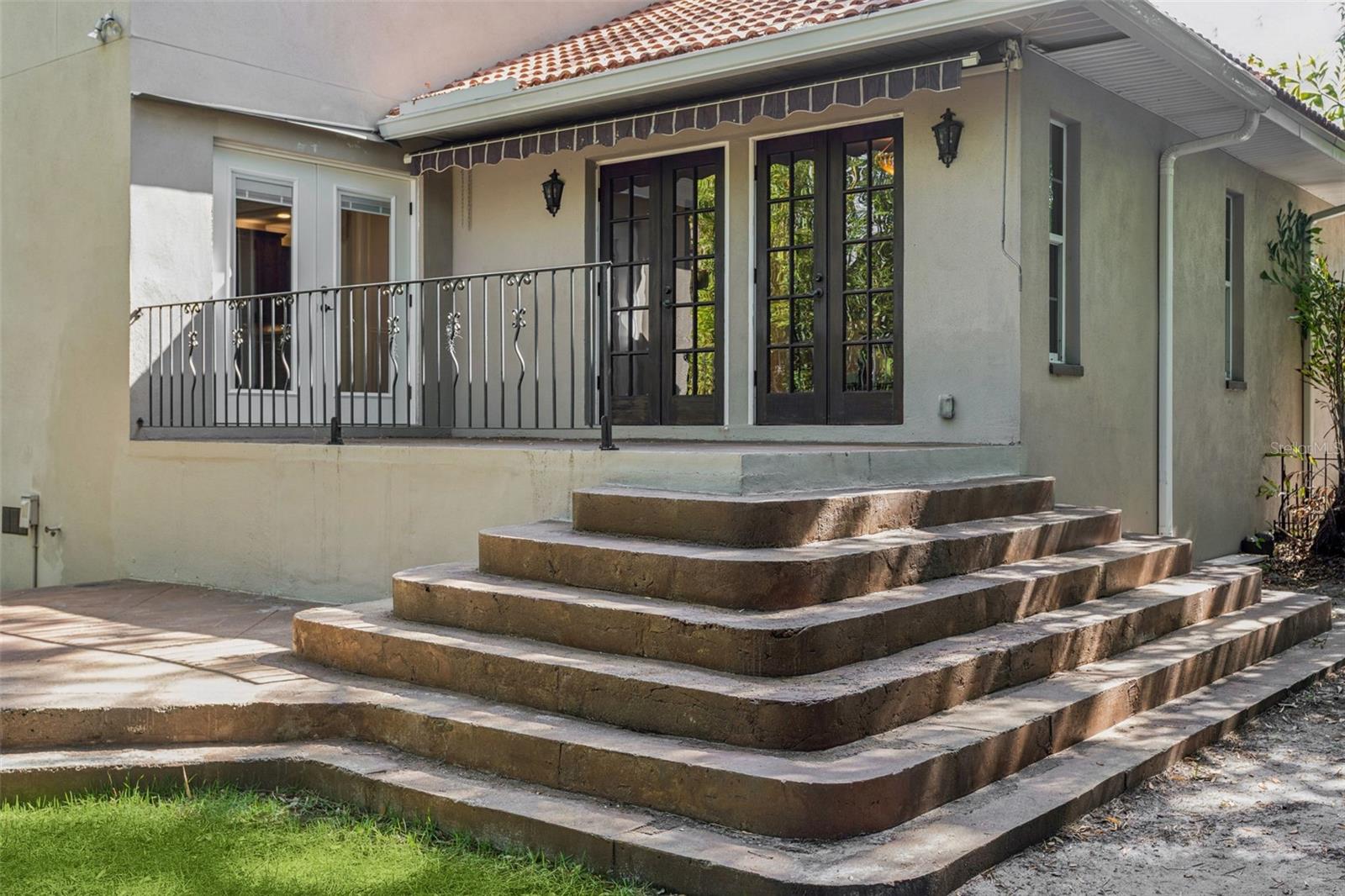 813 S WEST SHORE BLVD, TAMPA, FL, 33609