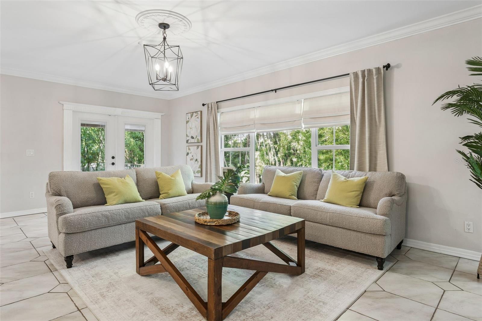 813 S WEST SHORE BLVD, TAMPA, FL, 33609