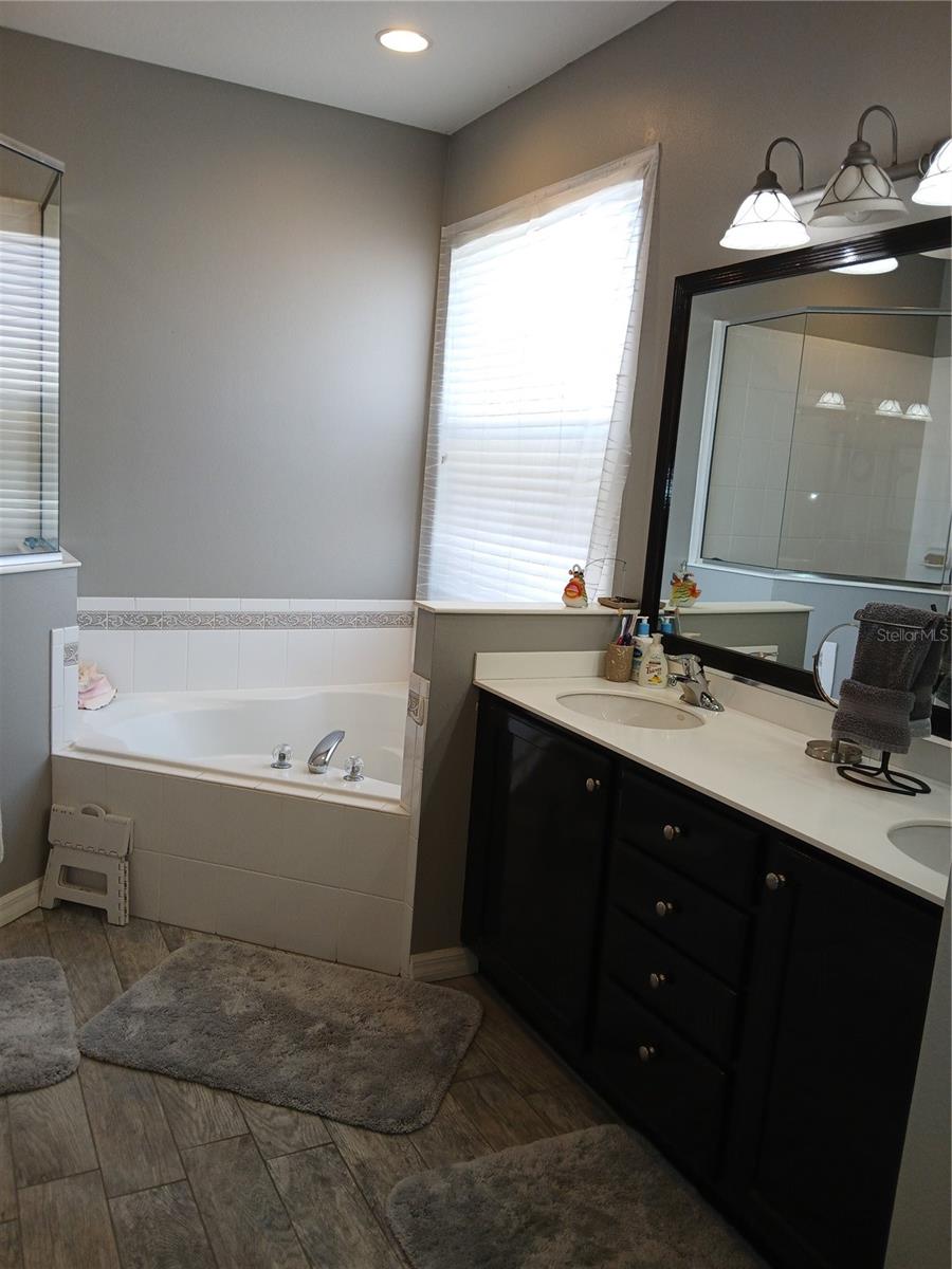 6631 63RD TER E, BRADENTON, FL, 34203
