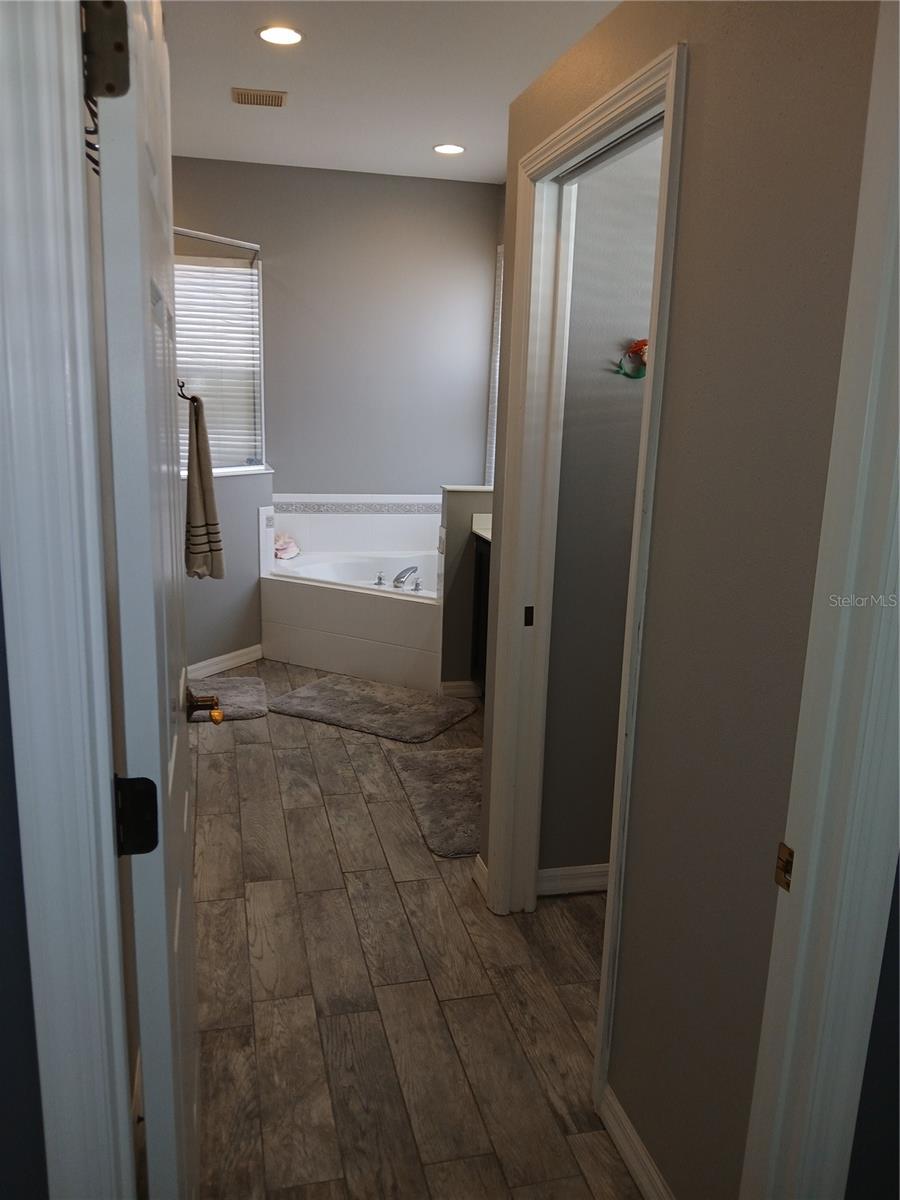 6631 63RD TER E, BRADENTON, FL, 34203