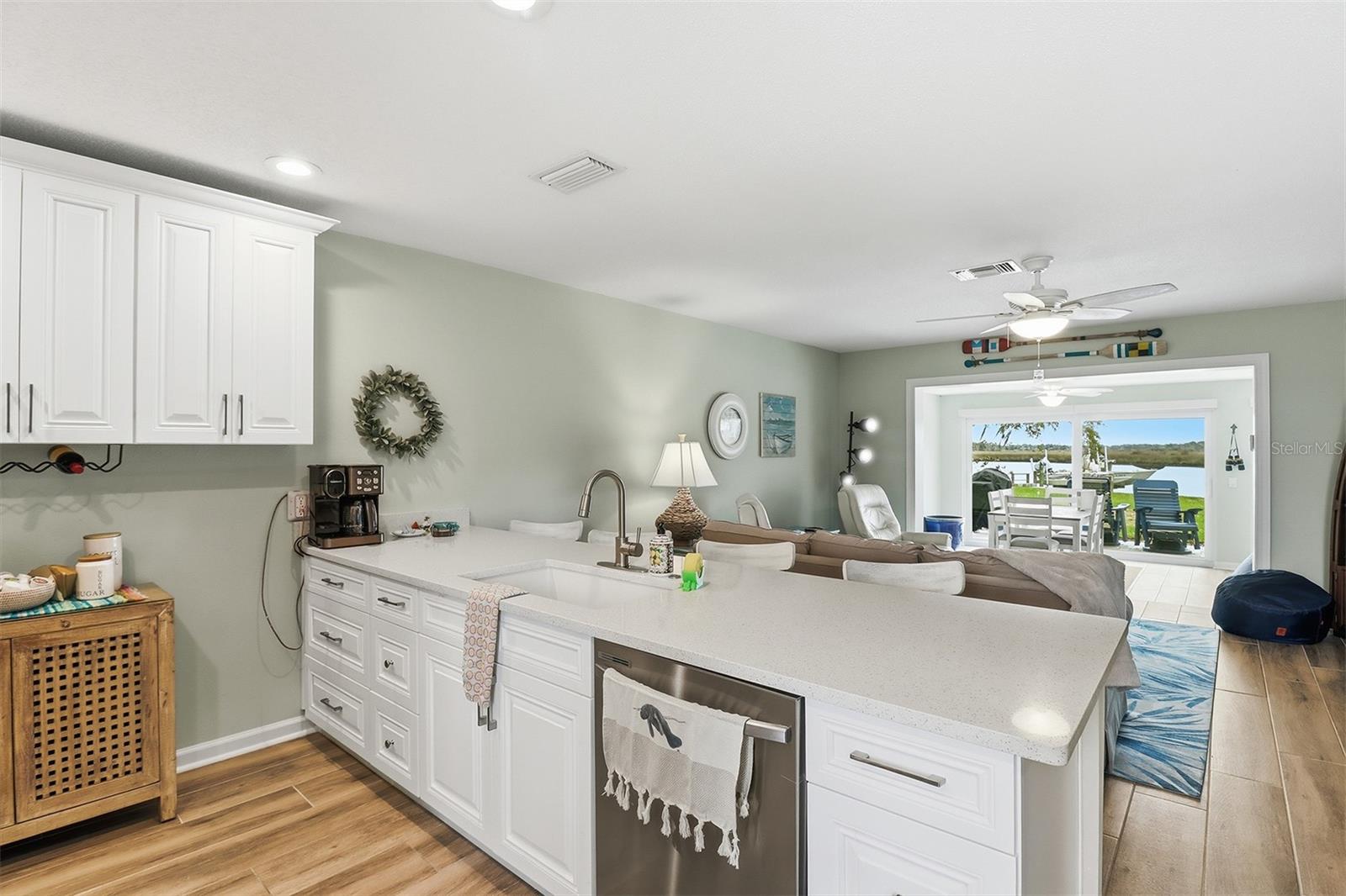 11634 W BAYSHORE DR #7, CRYSTAL RIVER, FL, 34429