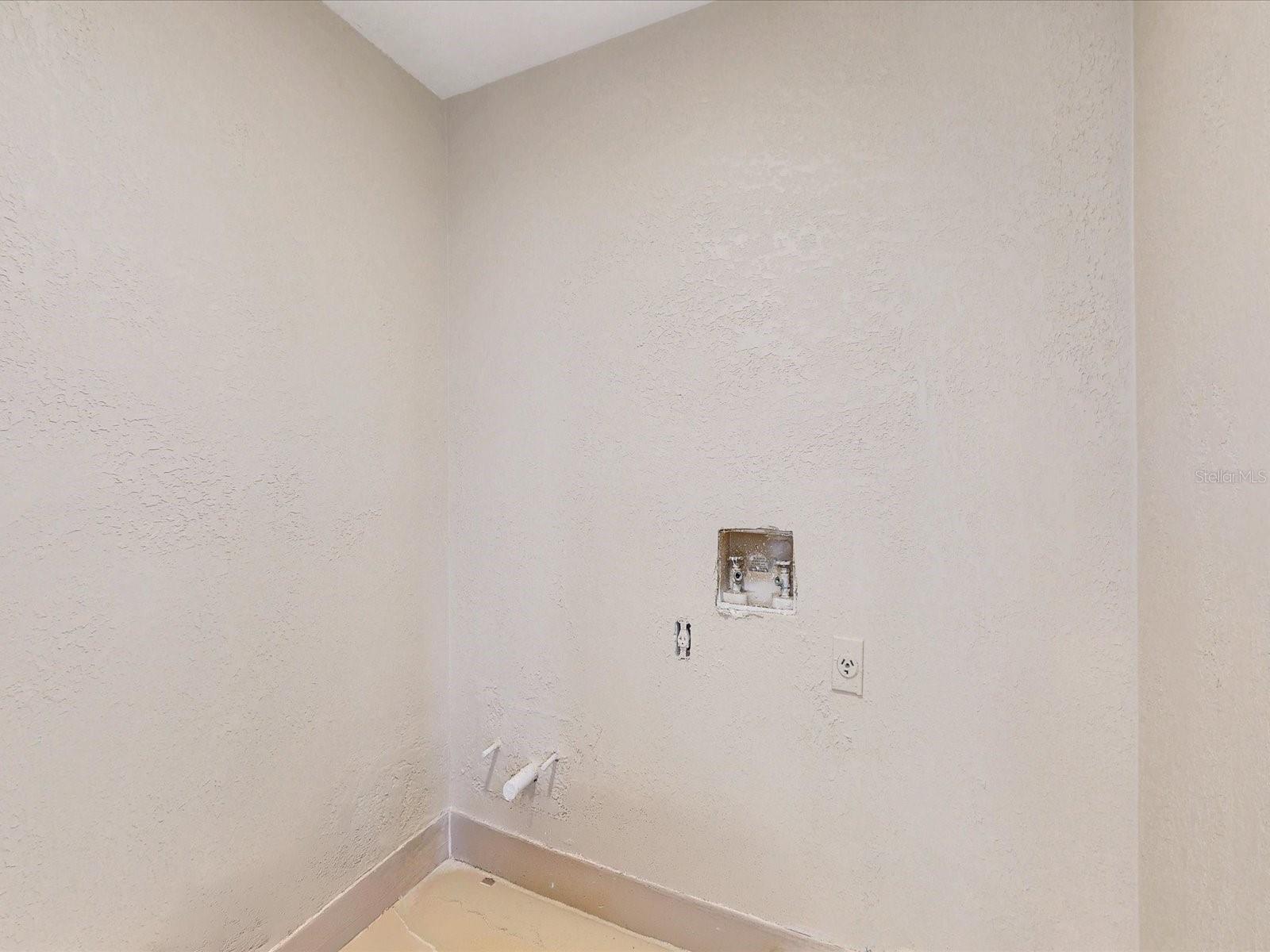 210 CORAL REEF CIR, KISSIMMEE, FL, 34743