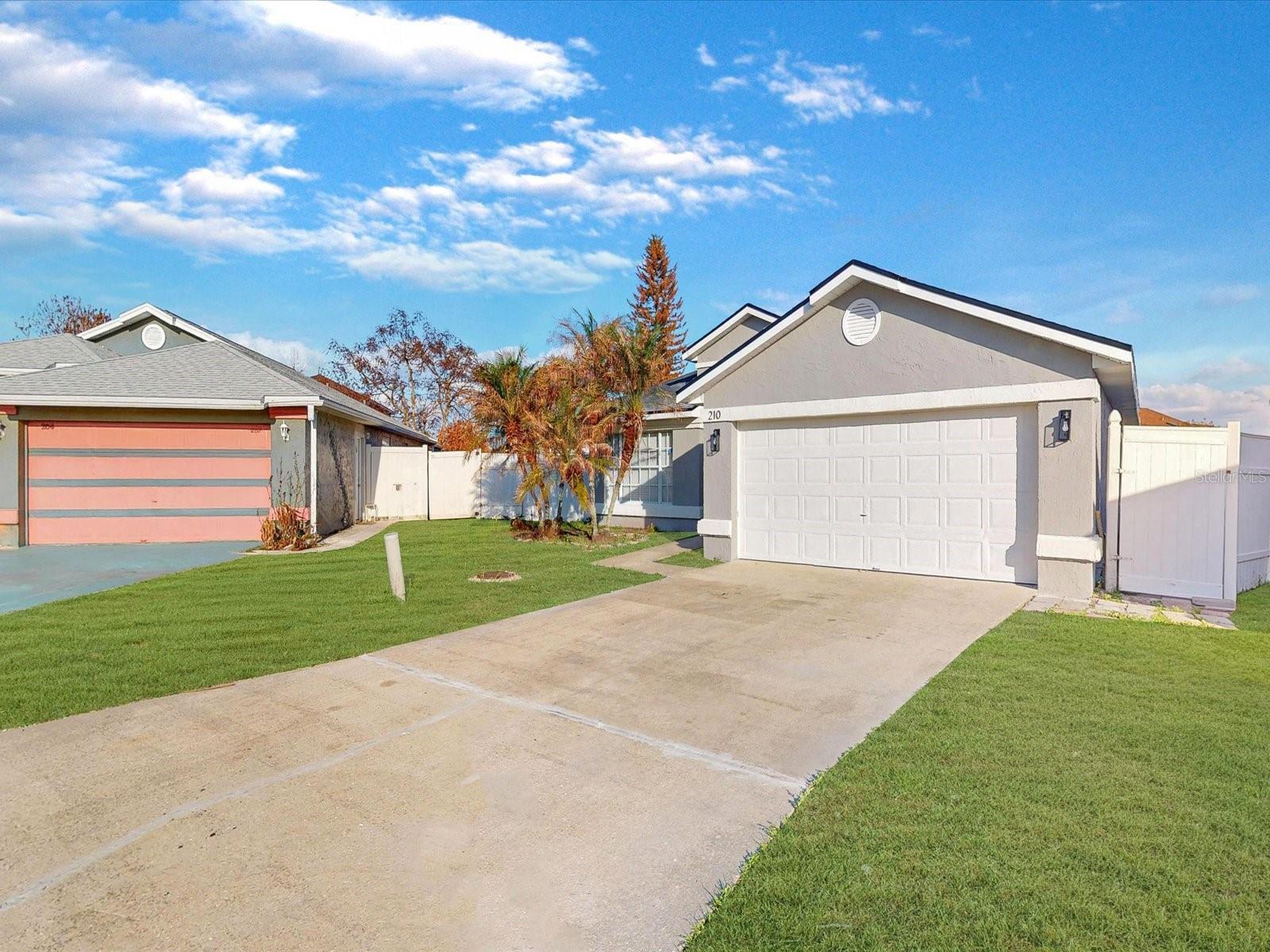210 CORAL REEF CIR, KISSIMMEE, FL, 34743