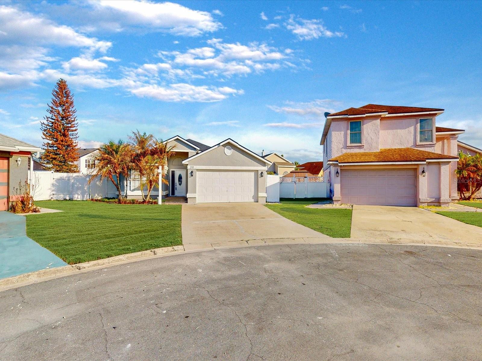 210 CORAL REEF CIR, KISSIMMEE, FL, 34743