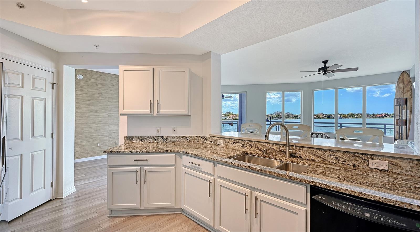 516 TAMIAMI TRL S #306, NOKOMIS, FL, 34275