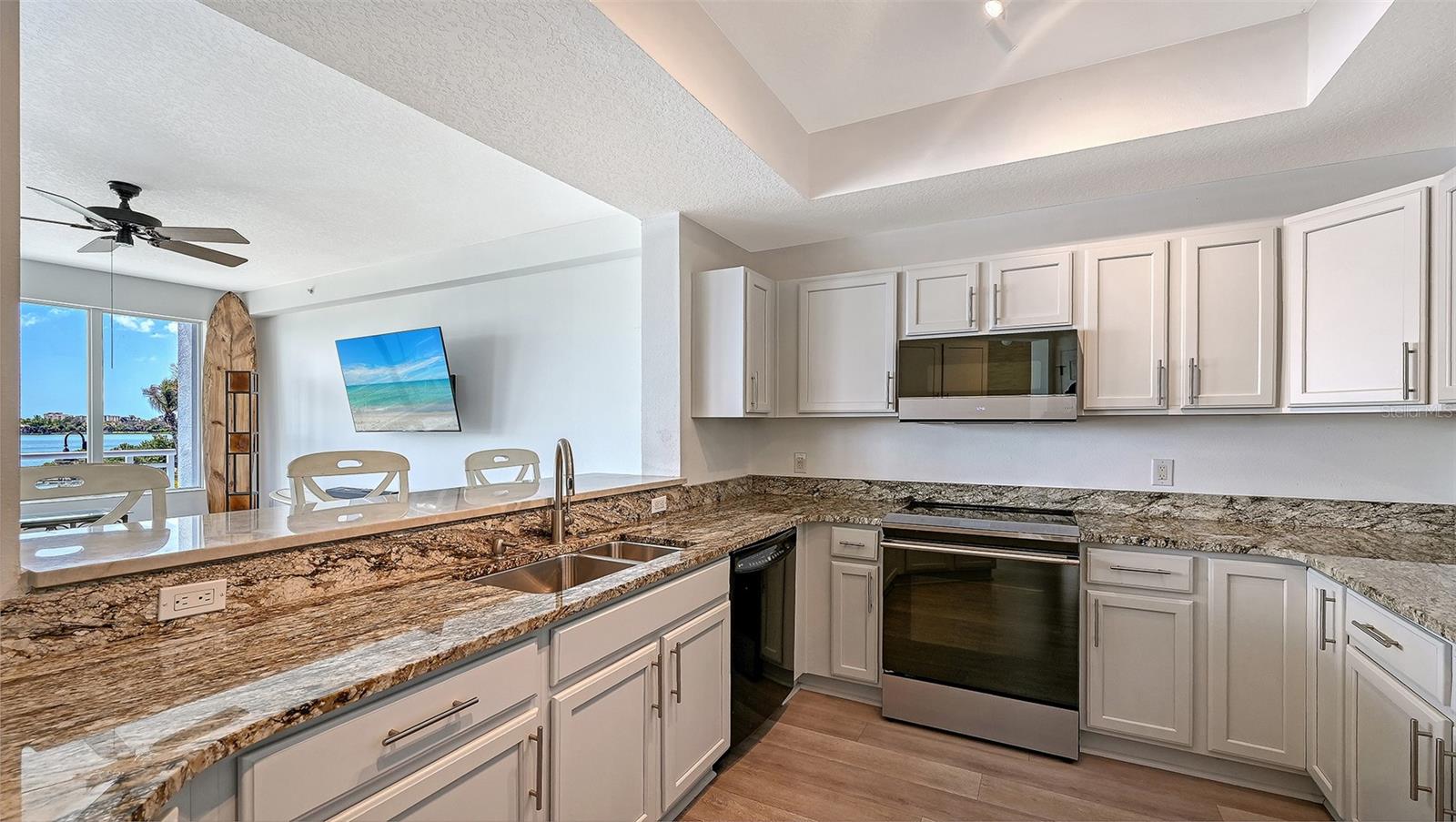 516 TAMIAMI TRL S #306, NOKOMIS, FL, 34275