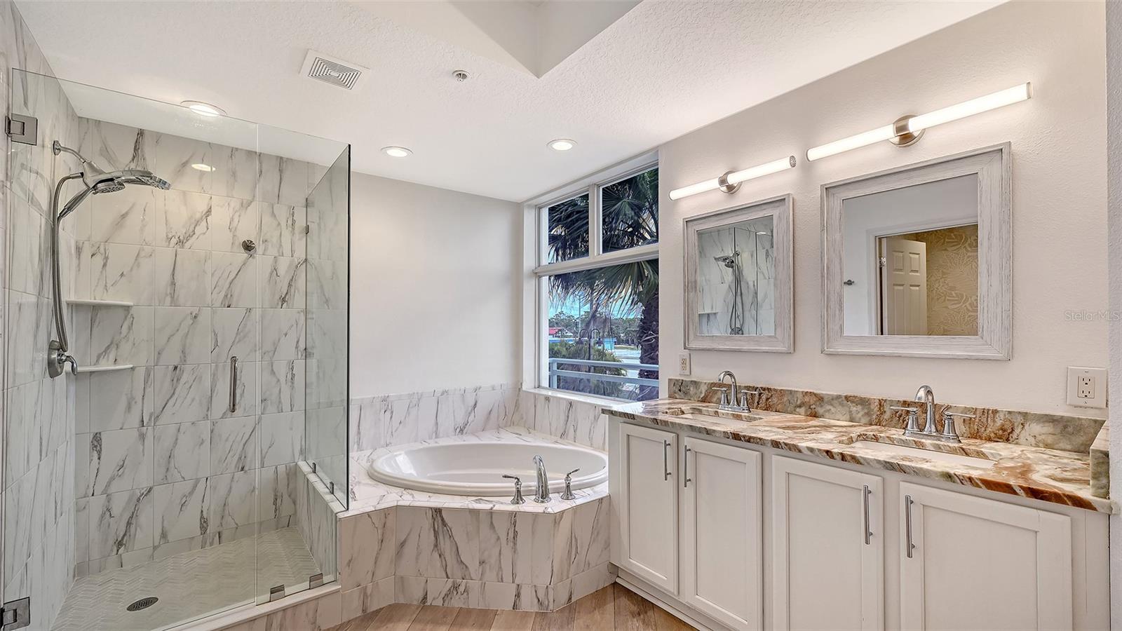 516 TAMIAMI TRL S #306, NOKOMIS, FL, 34275