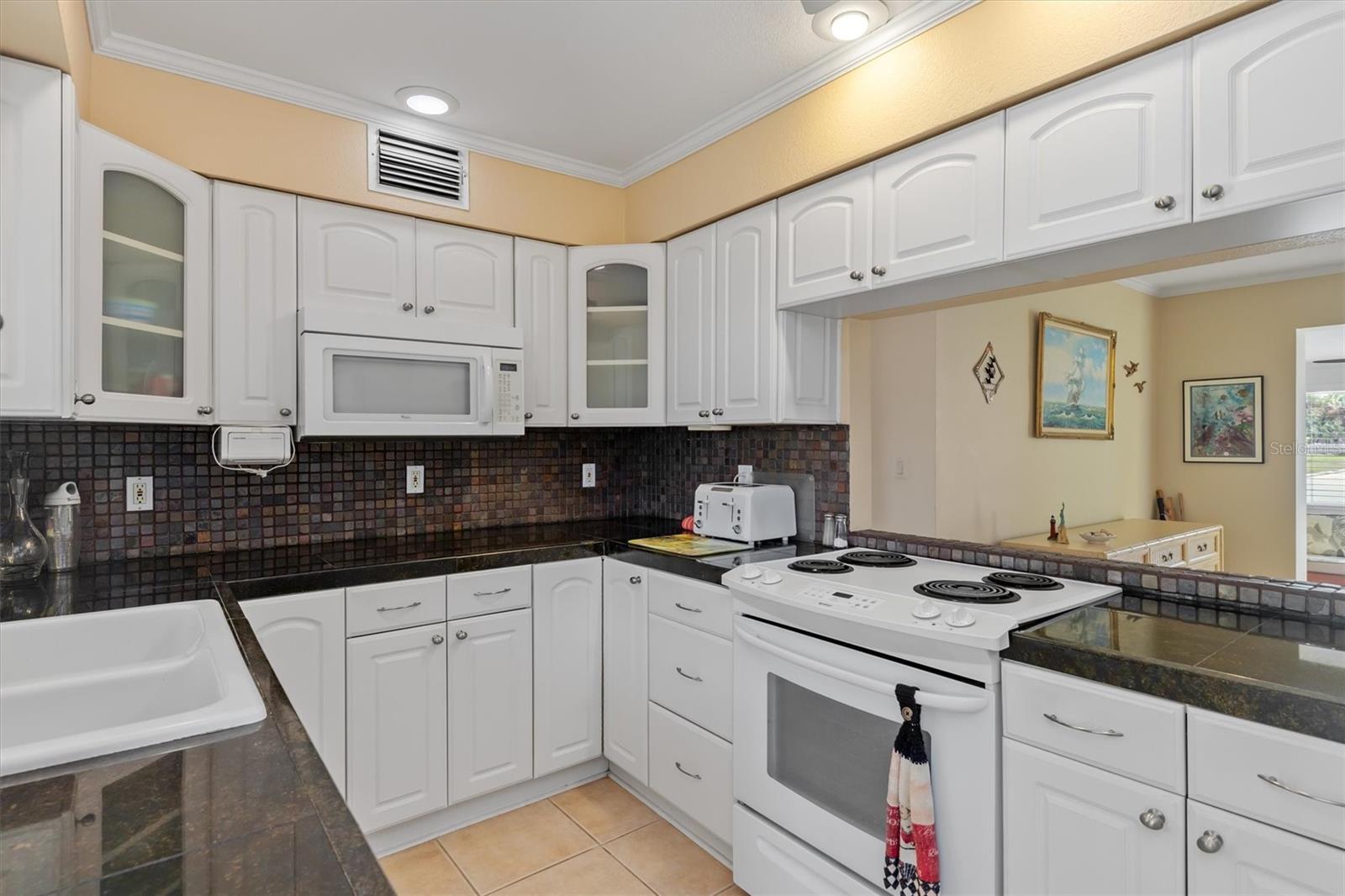 775 PALMETTO DR, PORT CHARLOTTE, FL, 33952