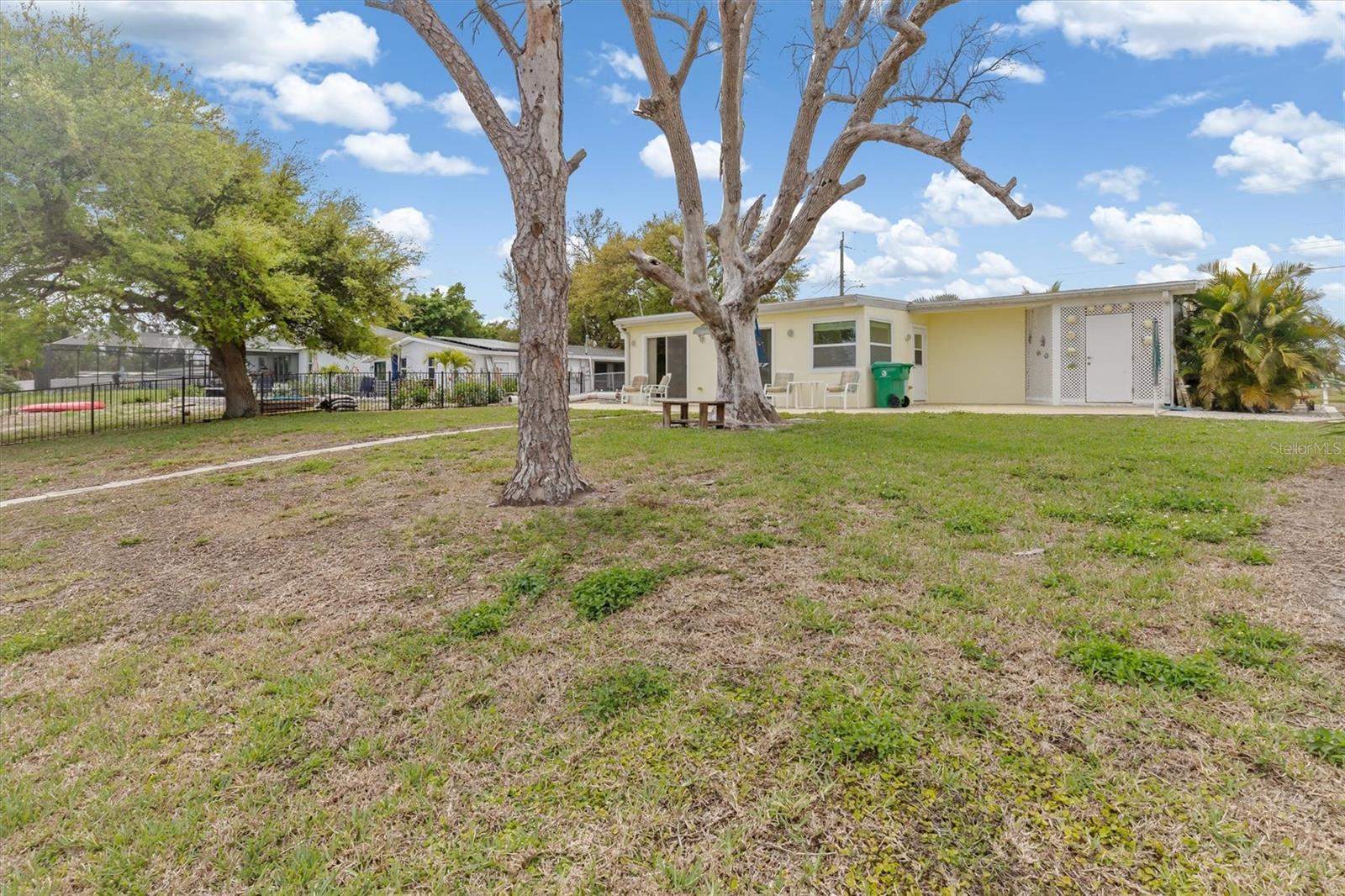775 PALMETTO DR, PORT CHARLOTTE, FL, 33952