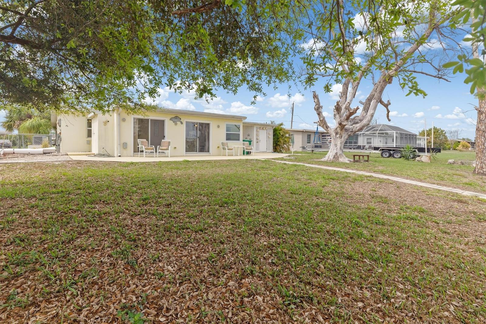 775 PALMETTO DR, PORT CHARLOTTE, FL, 33952