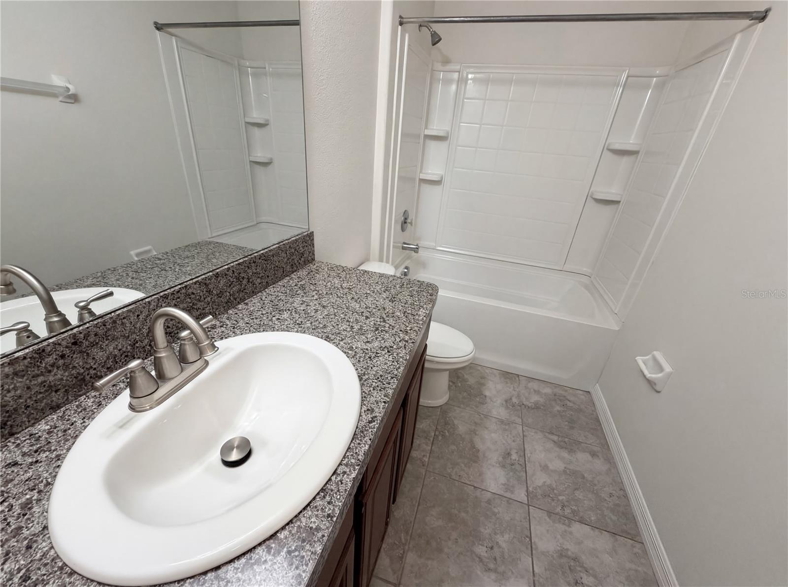17005 PEACEFUL VALLEY DR, WIMAUMA, FL, 33598
