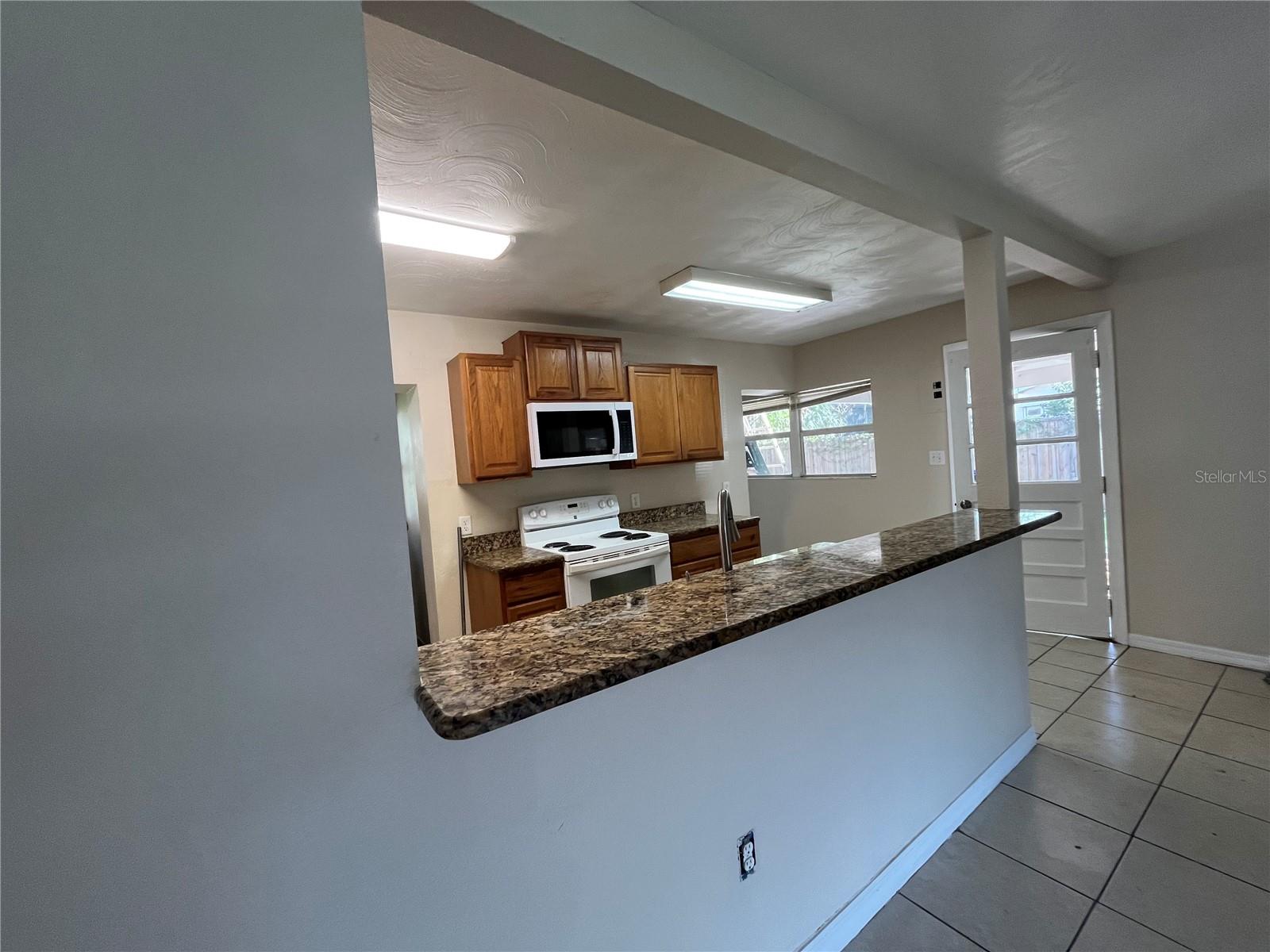 27 LIND AVE, KISSIMMEE, FL, 34744