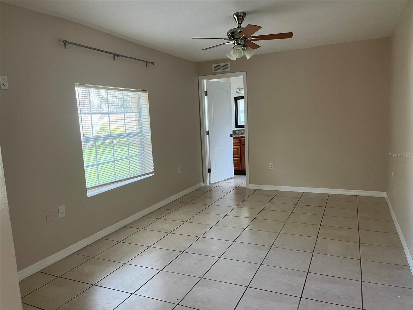 27 LIND AVE, KISSIMMEE, FL, 34744