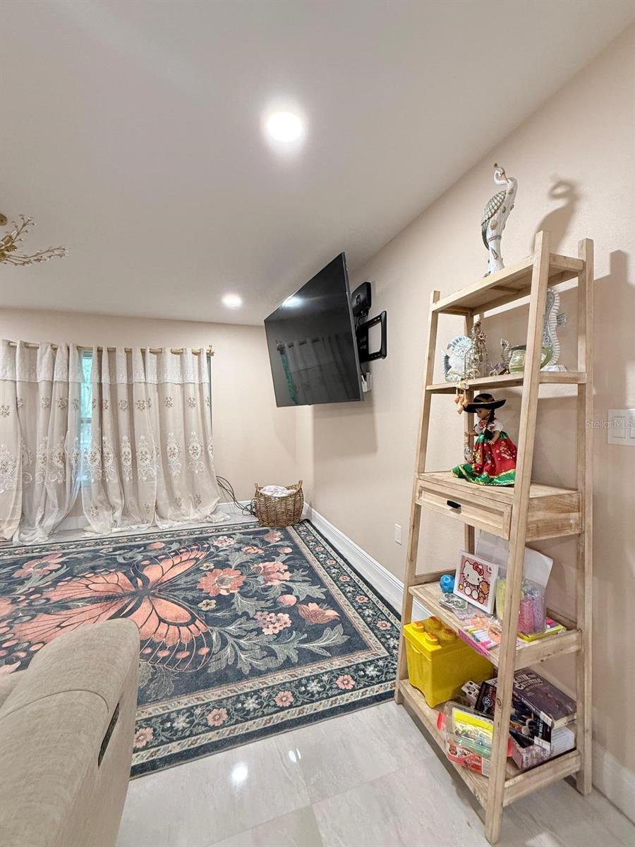 18240 MOUNT OLIVE DR, DADE CITY, FL, 33523
