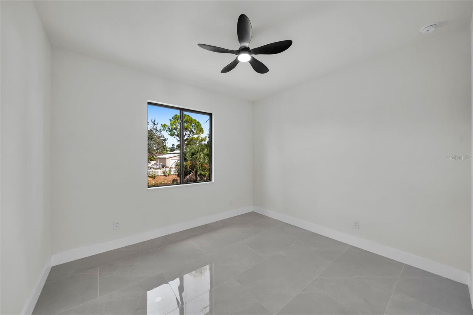 14020 CHESSWOOD LN, PORT CHARLOTTE, FL, 33981