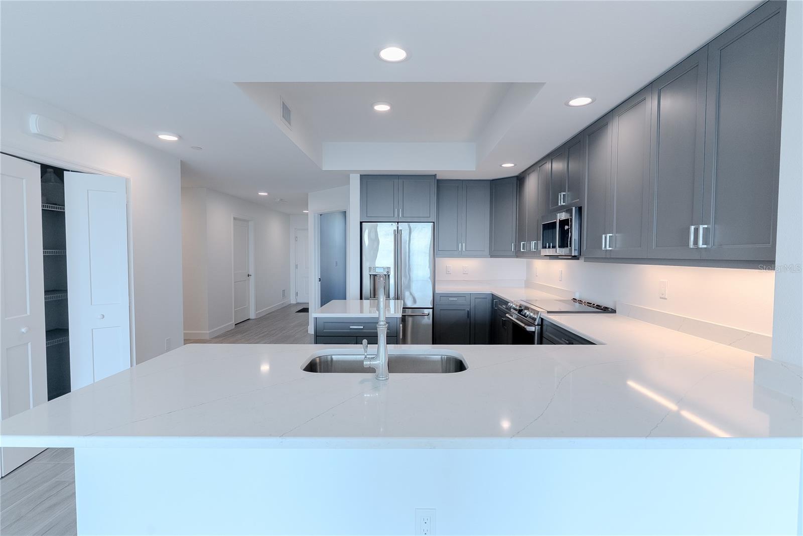 125 ISLAND WAY #503, CLEARWATER BEACH, FL, 33767