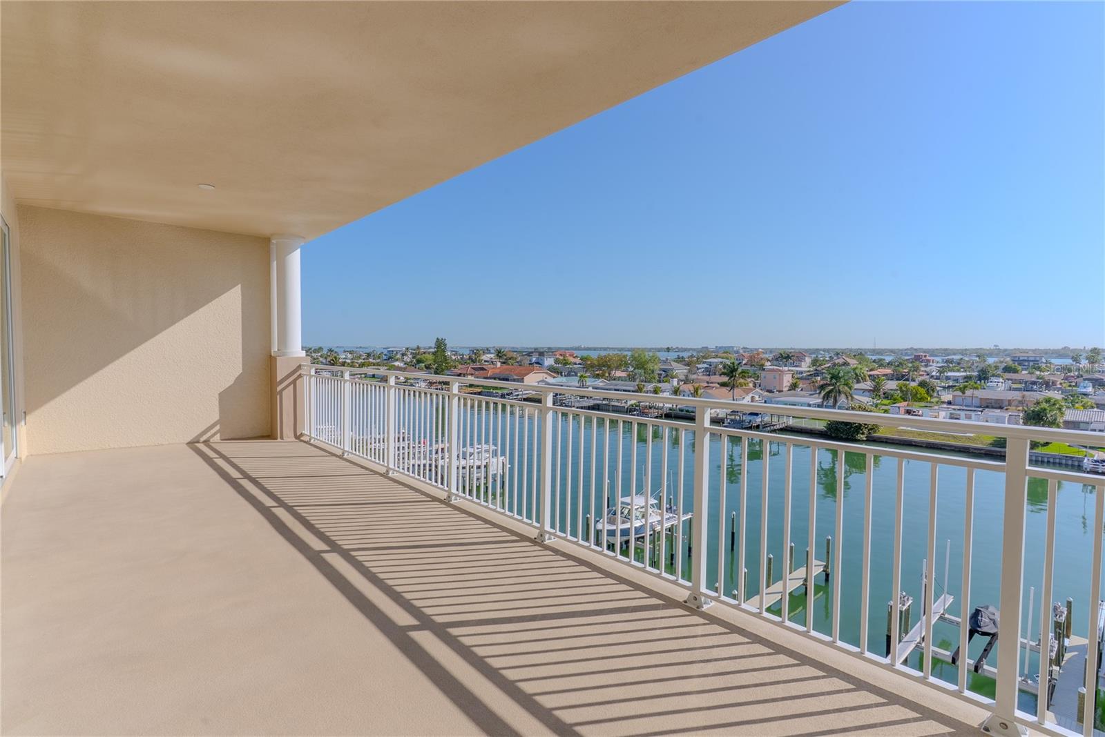 125 ISLAND WAY #503, CLEARWATER BEACH, FL, 33767
