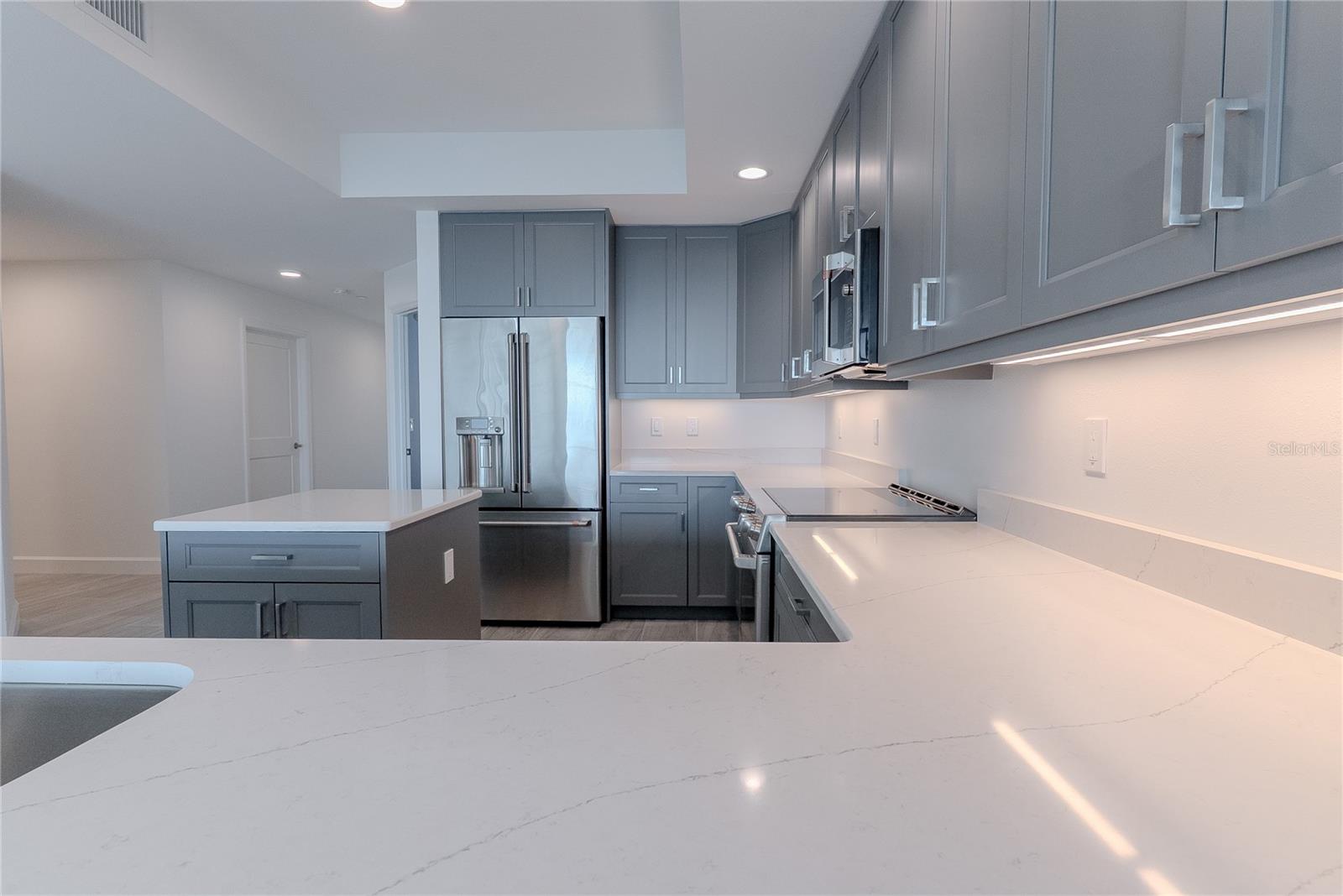 125 ISLAND WAY #503, CLEARWATER BEACH, FL, 33767