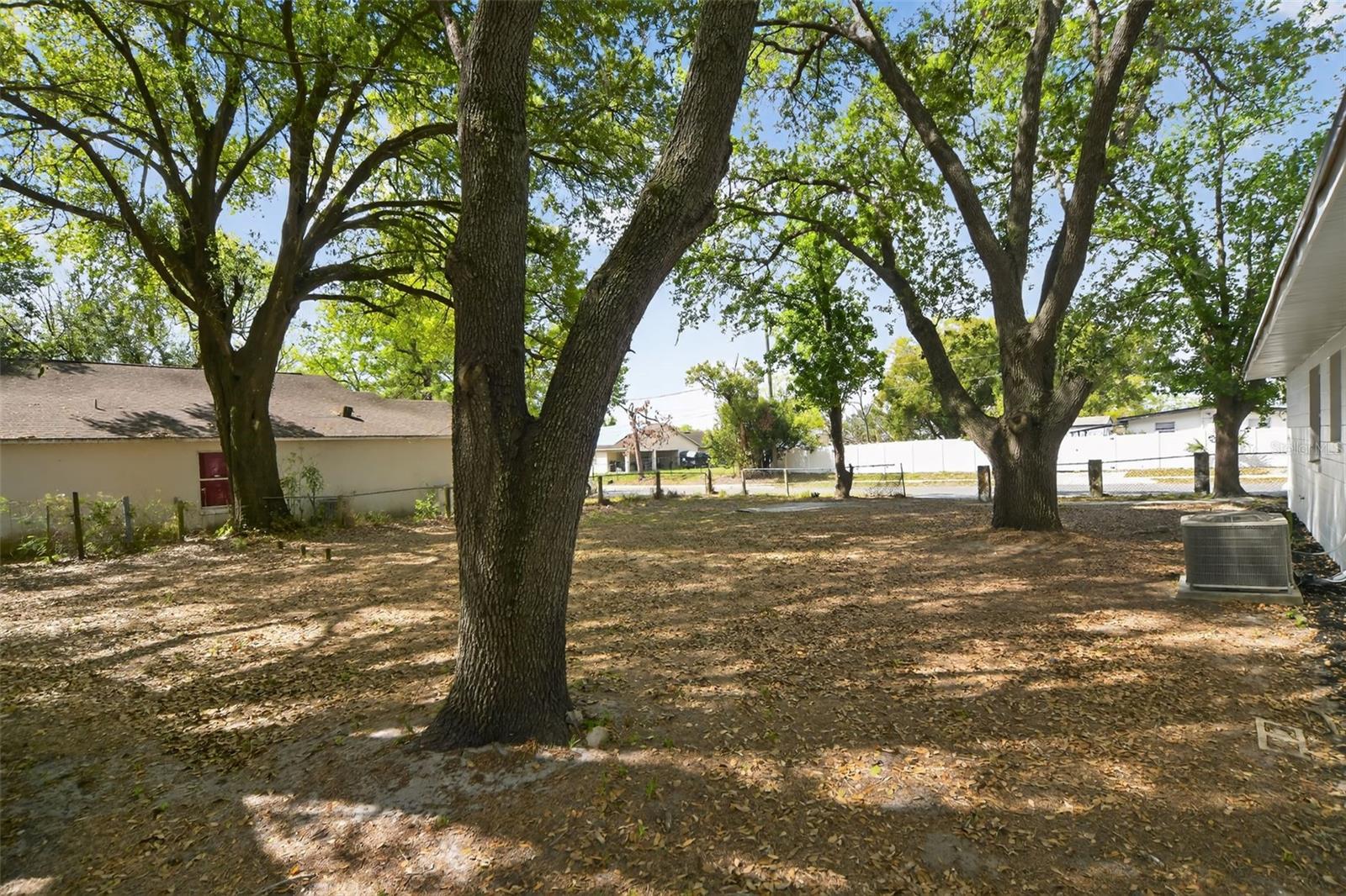 240 W 13TH ST, APOPKA, FL, 32703