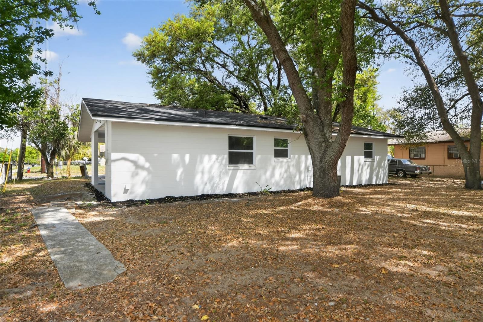240 W 13TH ST, APOPKA, FL, 32703