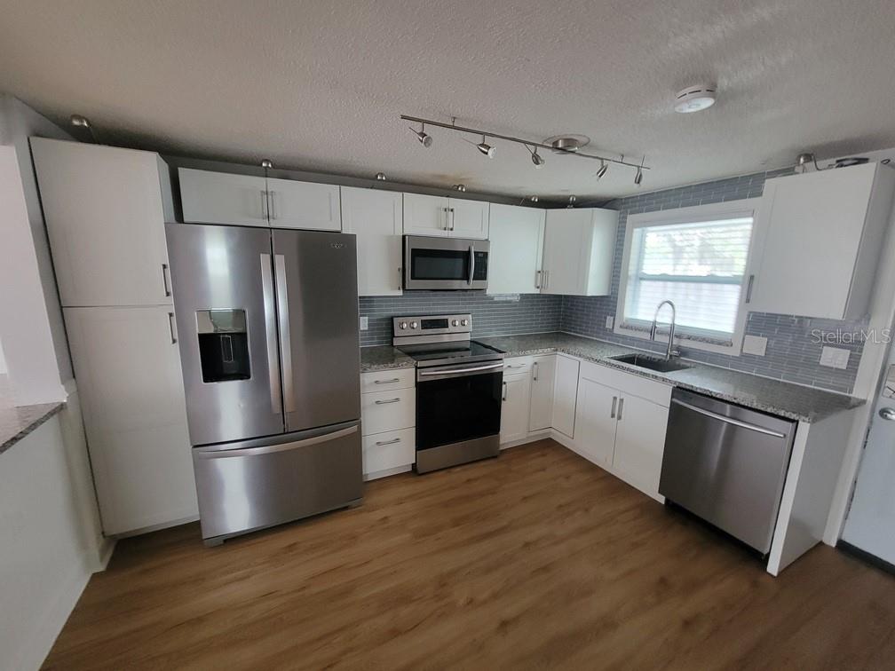 6907 FOREST AVE, NEW PORT RICHEY, FL, 34653