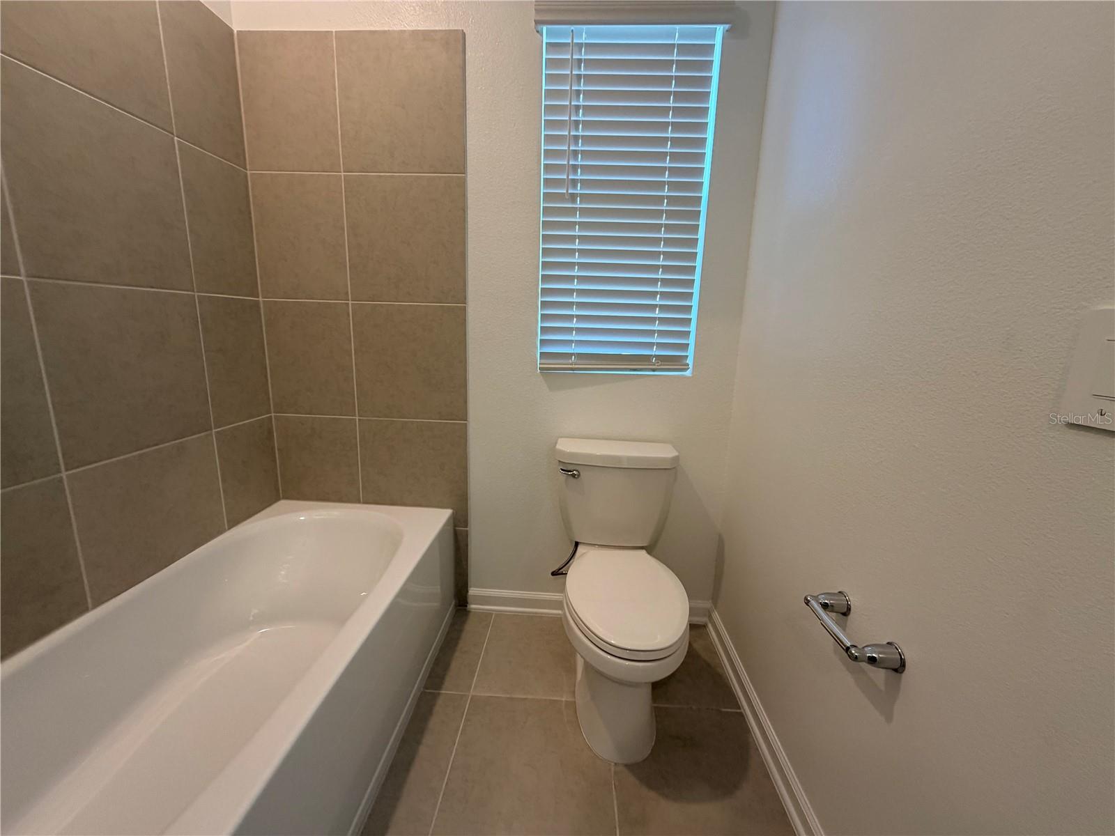 7420 OLIVEWOOD AVE, ORLANDO, FL, 32829