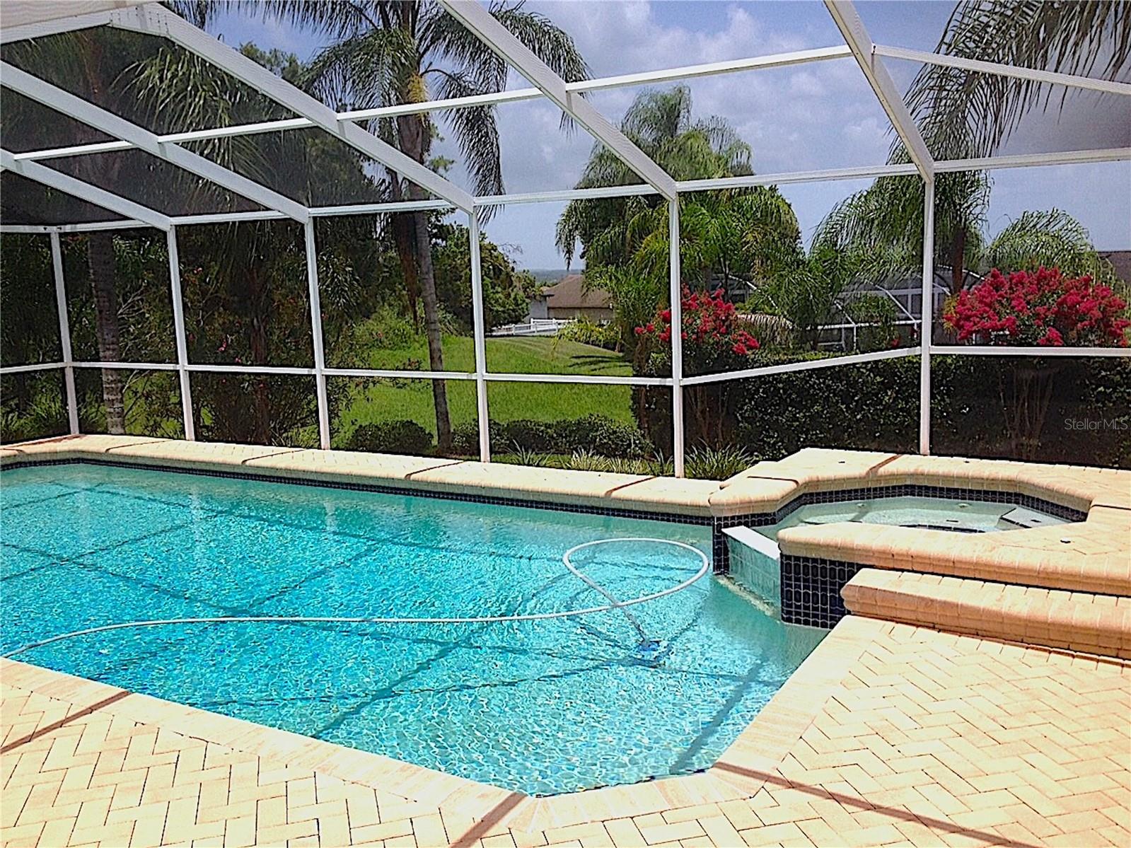 2560 HIGHLANDS VUE PKWY, LAKELAND, FL, 33812