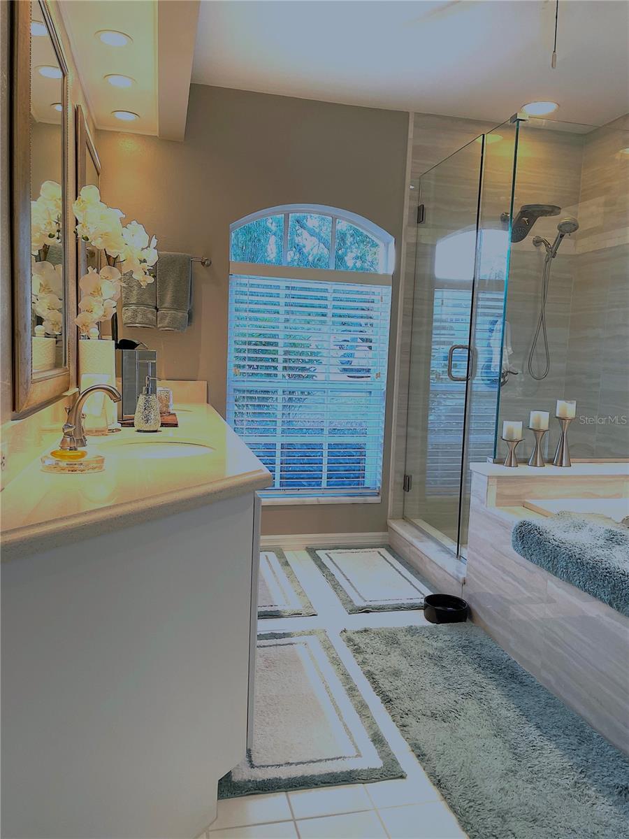 2560 HIGHLANDS VUE PKWY, LAKELAND, FL, 33812