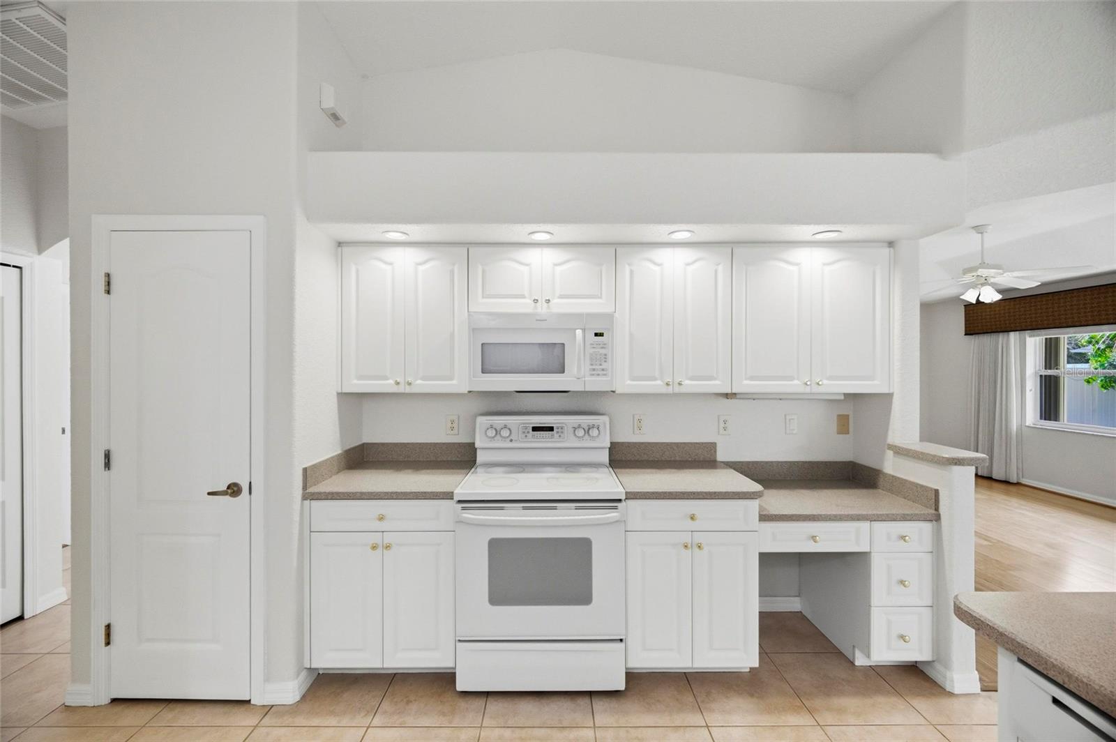 23259 PAINTER AVE, PORT CHARLOTTE, FL, 33954