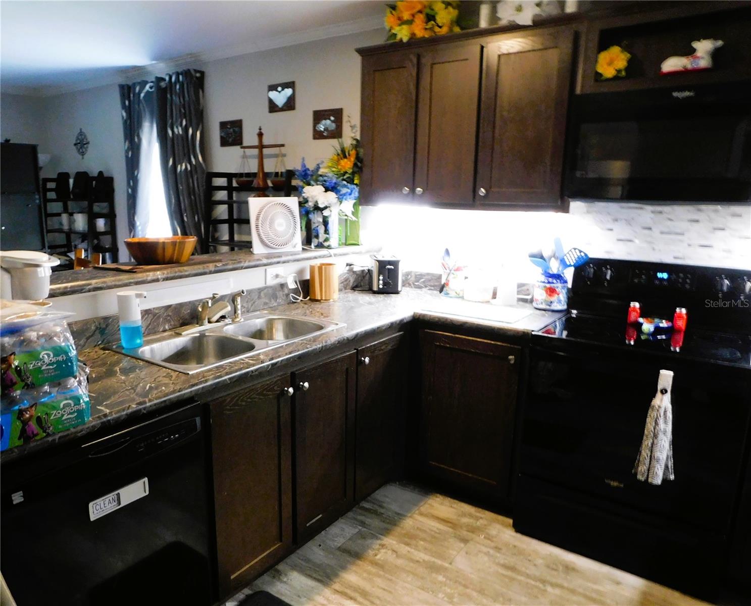 39143 HILLCREST DR, ZEPHYRHILLS, FL, 33542