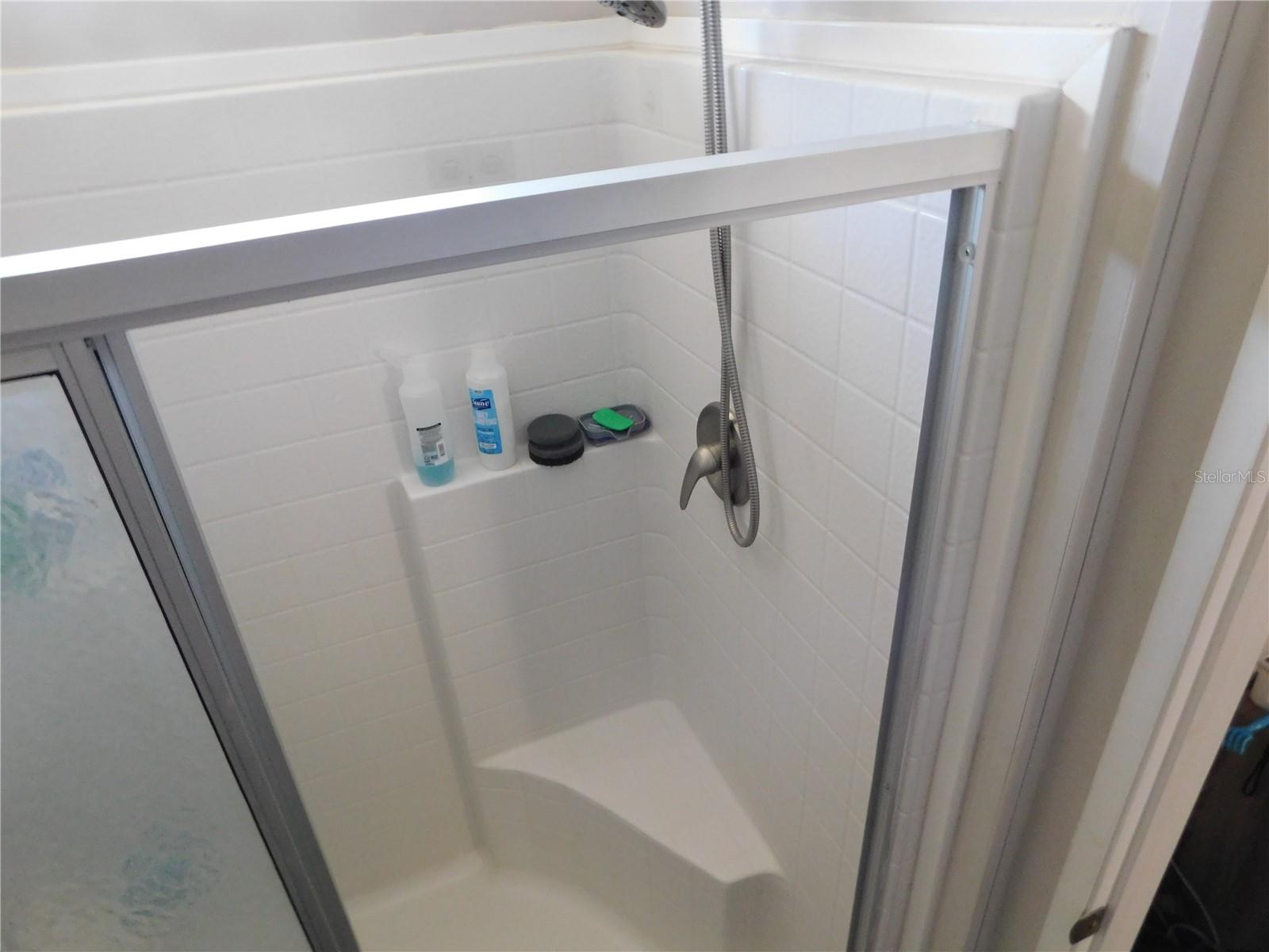 39143 HILLCREST DR, ZEPHYRHILLS, FL, 33542