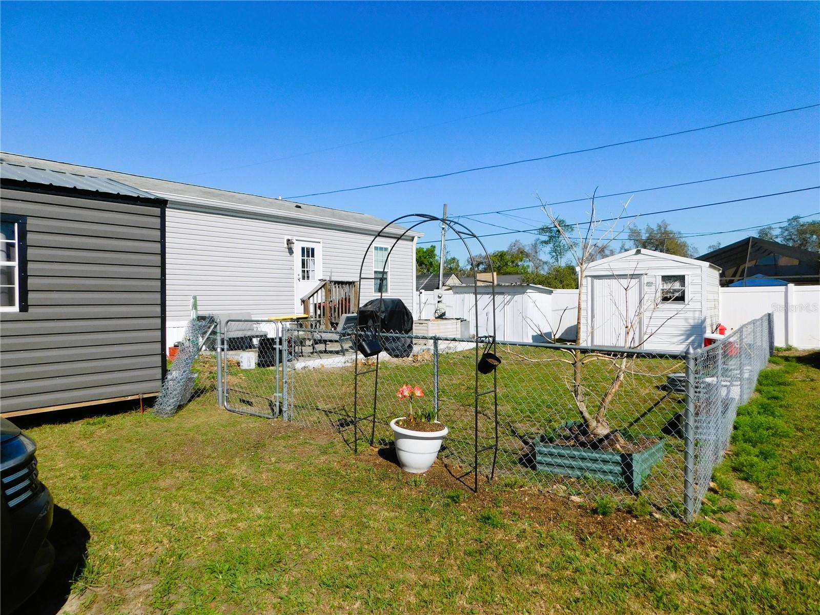 39143 HILLCREST DR, ZEPHYRHILLS, FL, 33542
