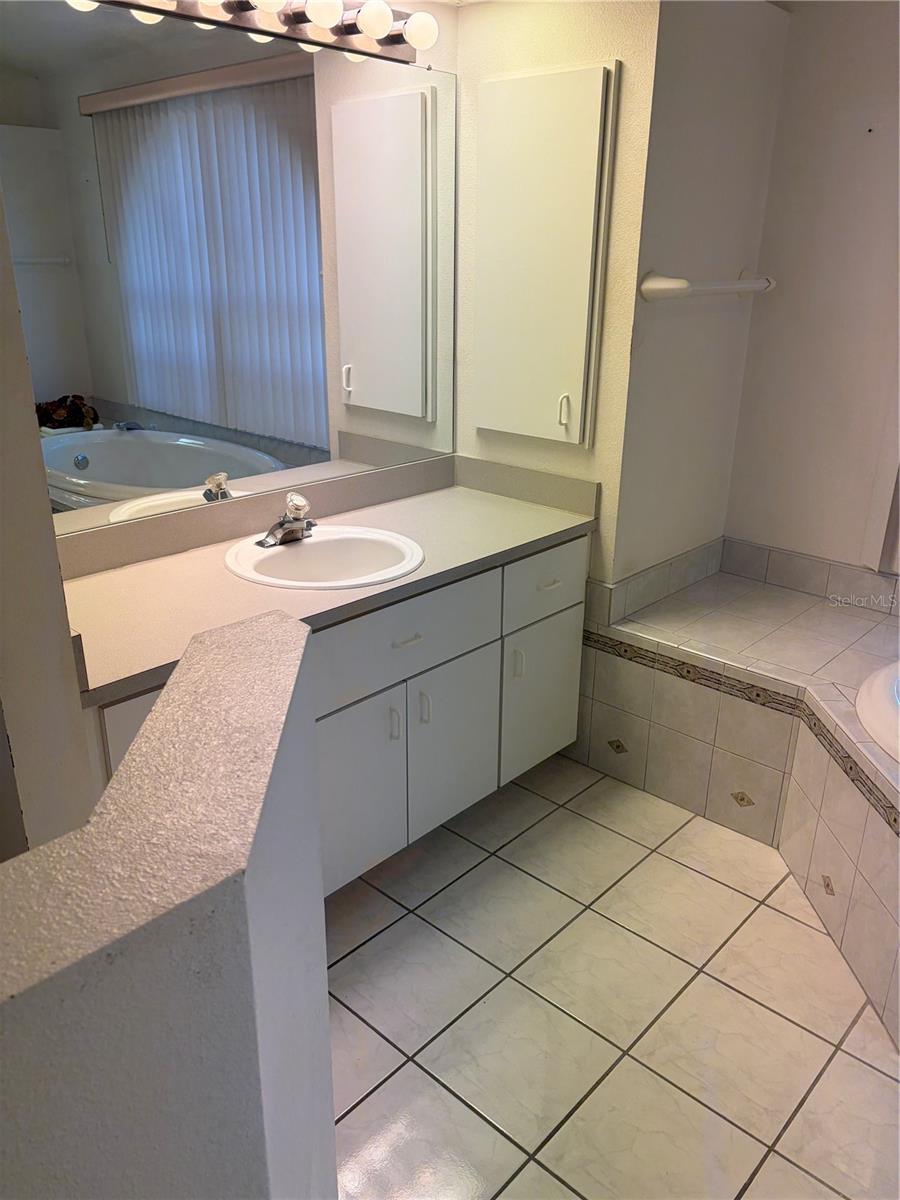 10330 ARMADILLO CT, NEW PORT RICHEY, FL, 34654