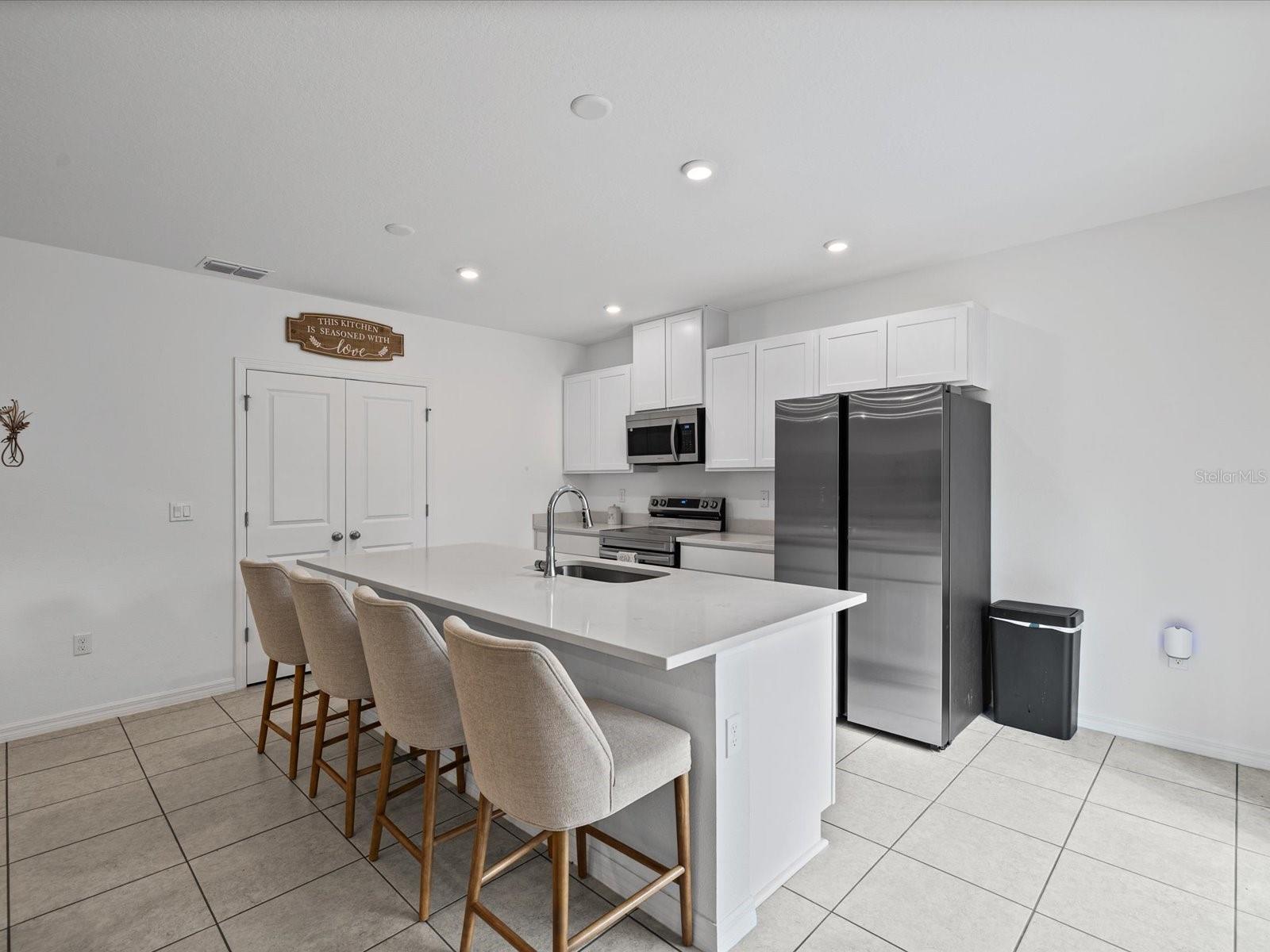 16334 FROST BIRD RD, WEEKI WACHEE, FL, 34614