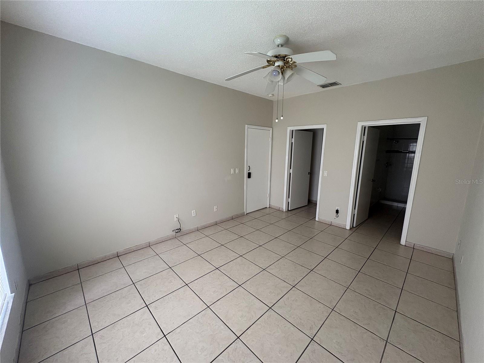 14556 LAGUNA BEACH CIR, ORLANDO, FL, 32824